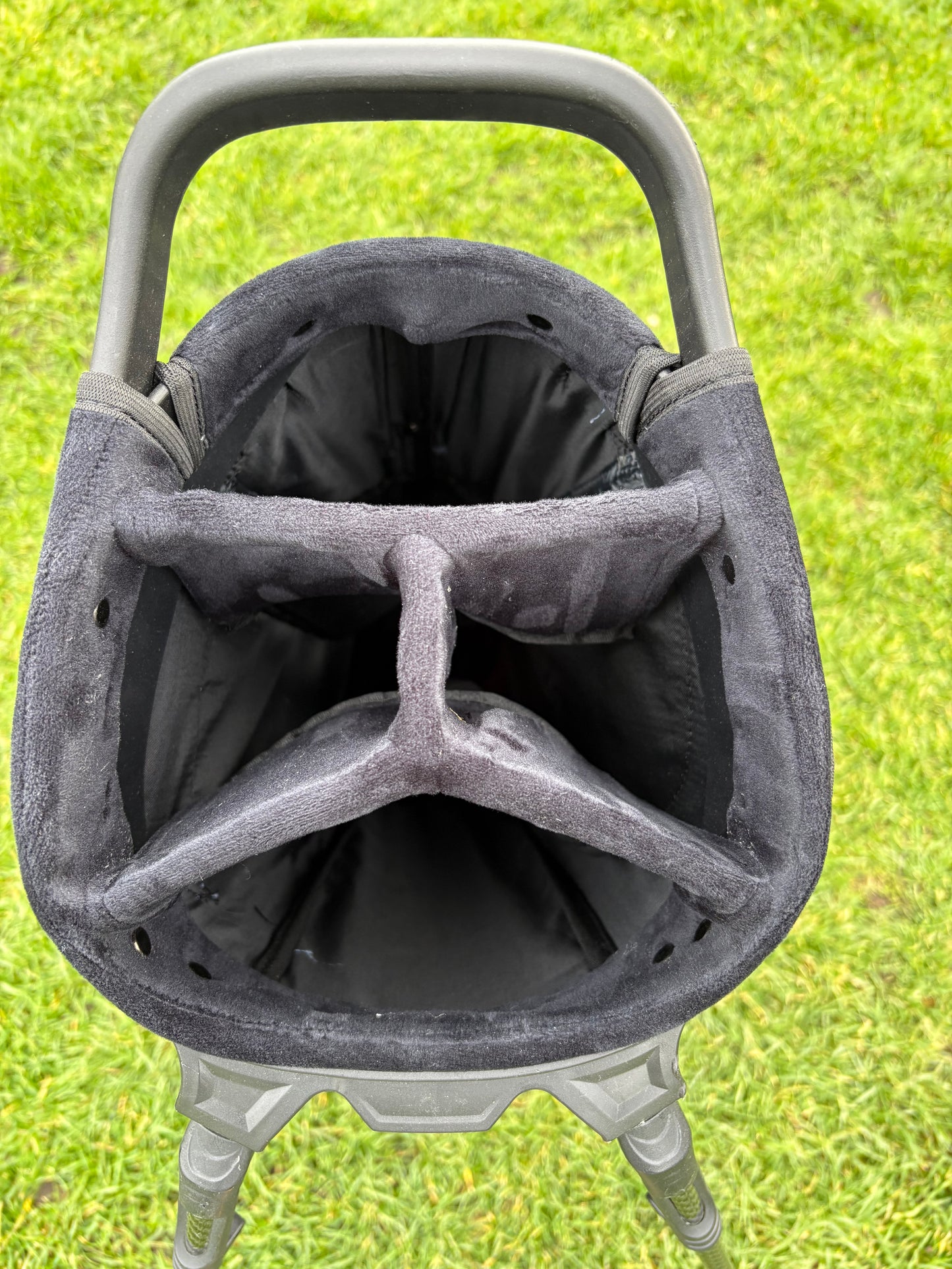 Competition Classic - Navy Bag