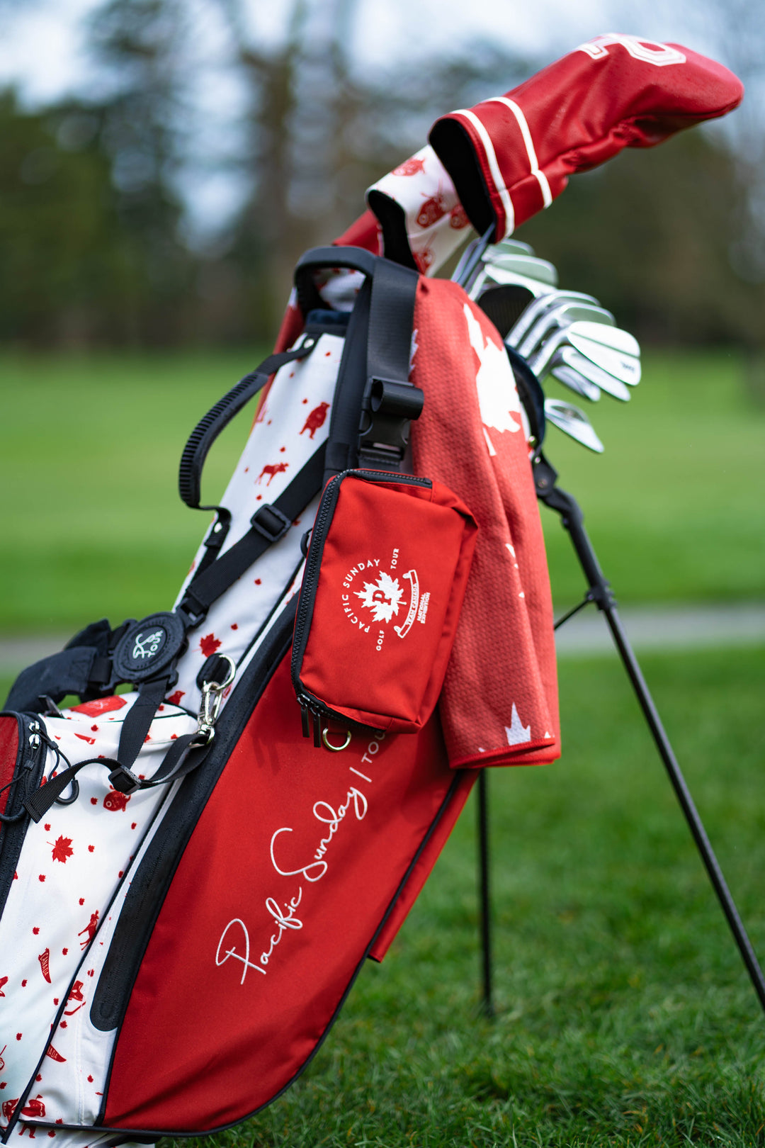 Team Canada Golf Bag