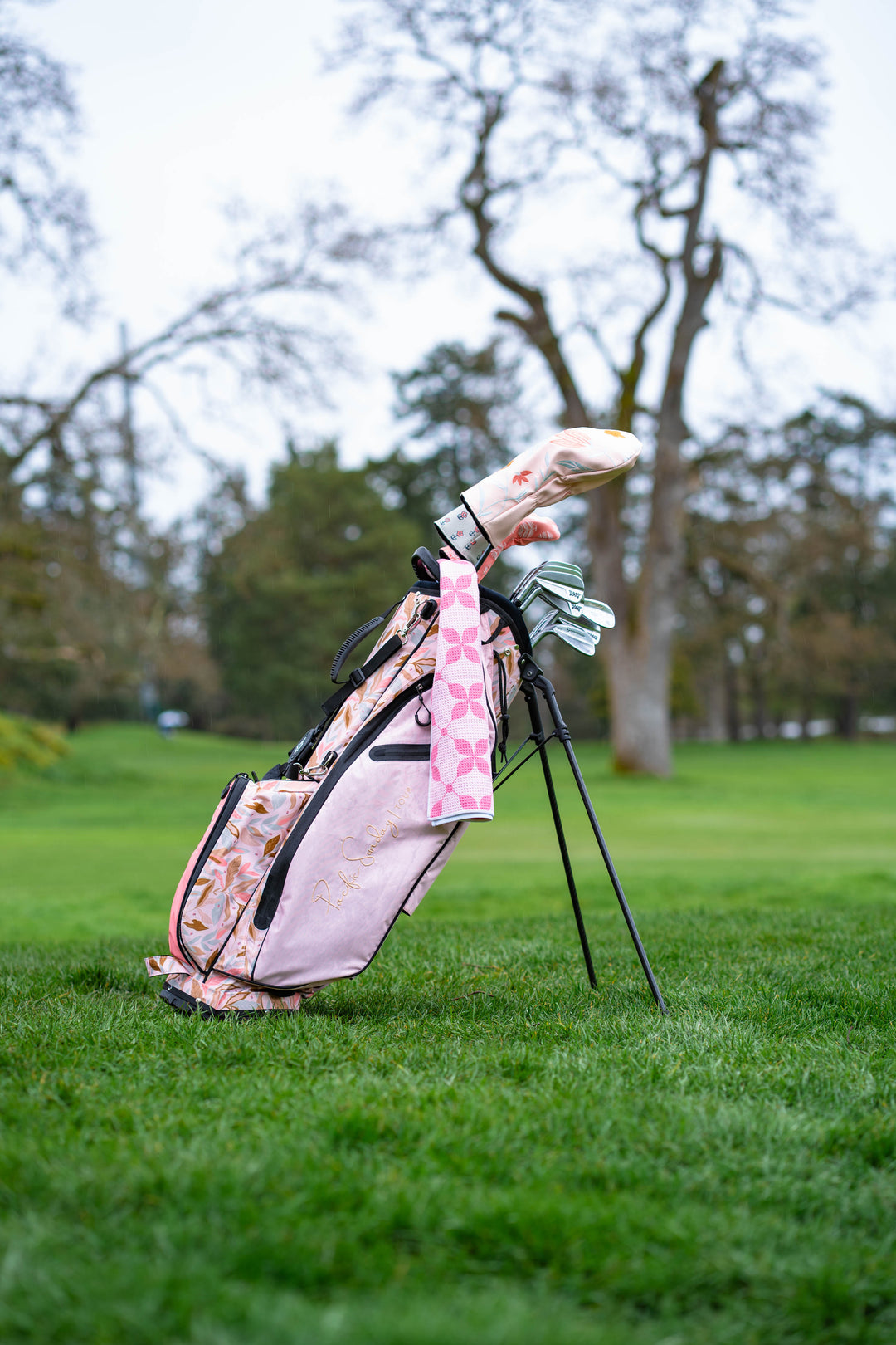 Garden Club Golf Bag