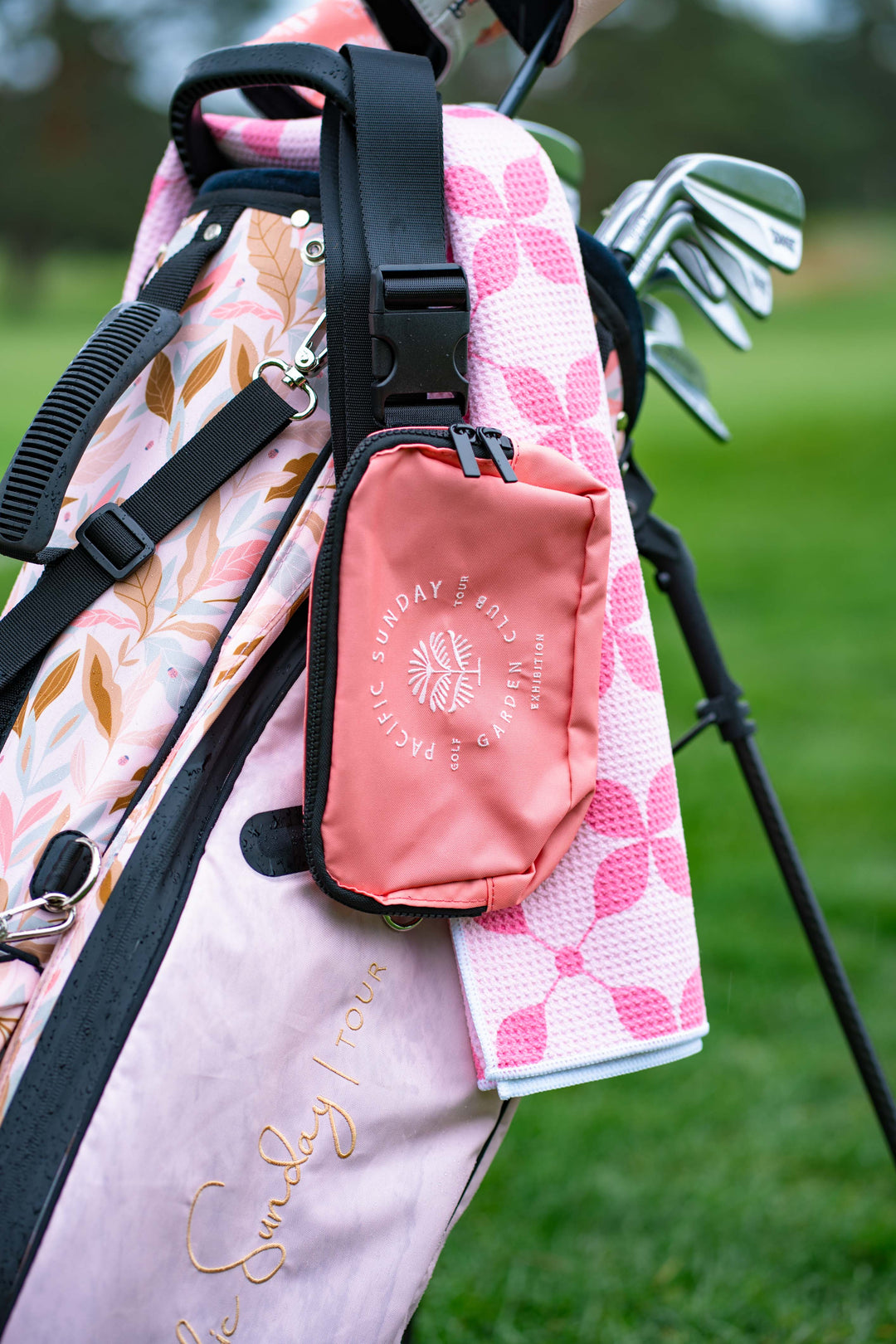Garden Club Golf Bag