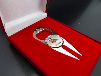 Birdie Divot Tool