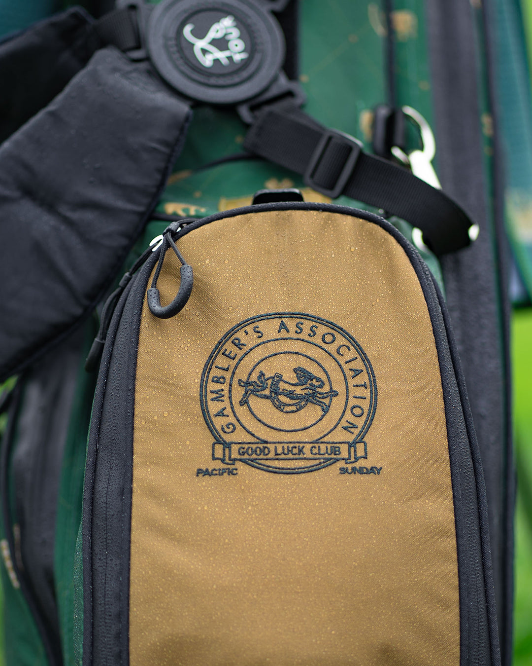 Pacific Sunday Gambler Golf Bag. 100% waterproof and premium quality golf bag.