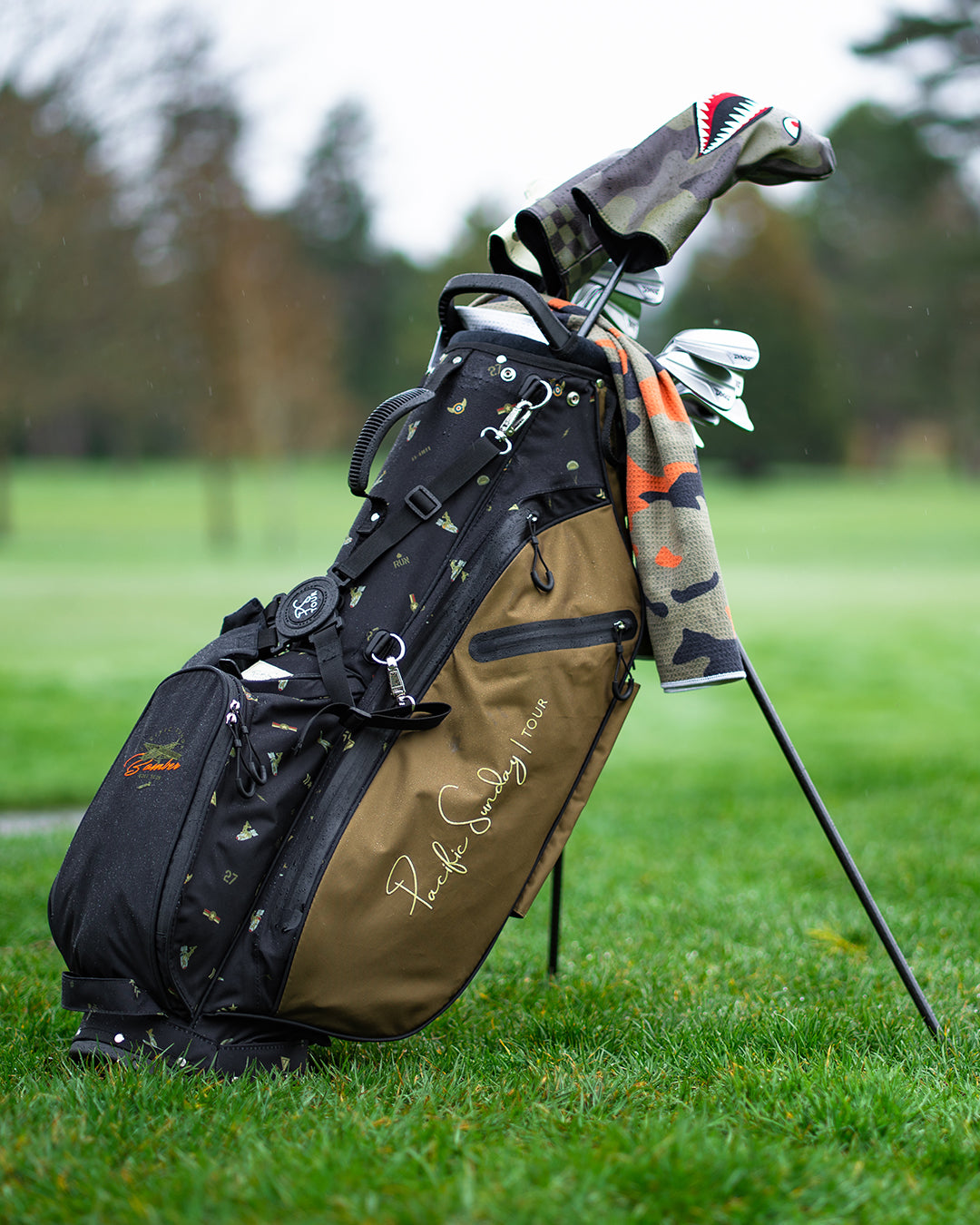 Pacific Sunday Bomber Golf Bag. 100% waterproof and premium quality golf bag.