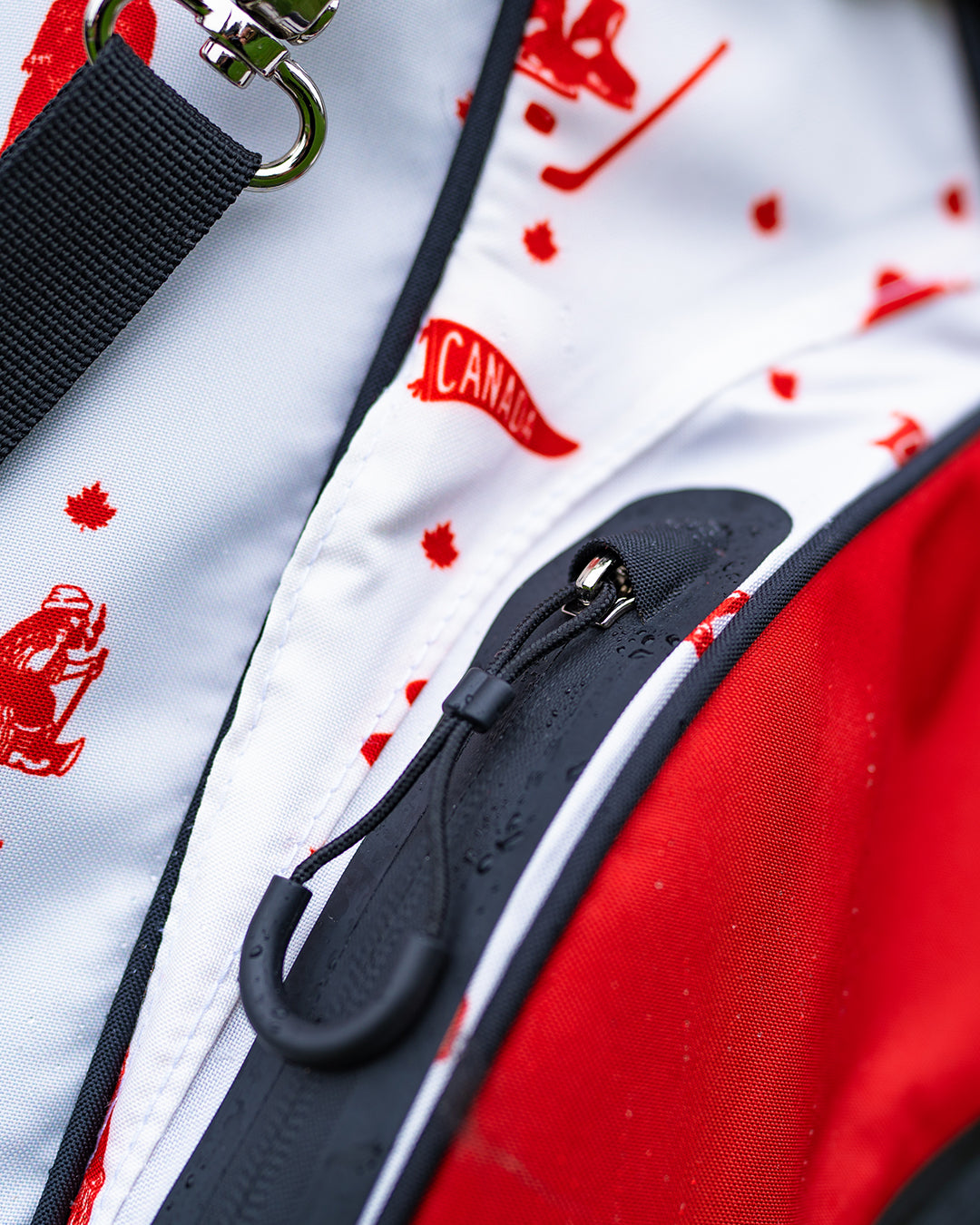 Pacific Sunday Team Canada Golf Bag. 100% waterproof and premium quality golf bag.