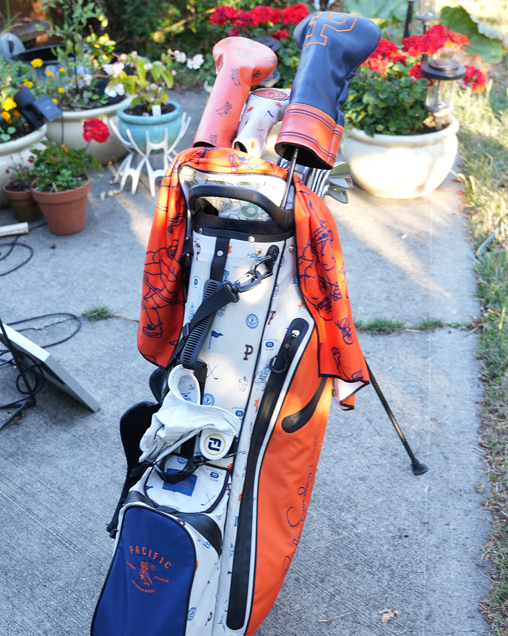 Pacific Sunday Tour Hockey Night Large Luxury Golf Towel