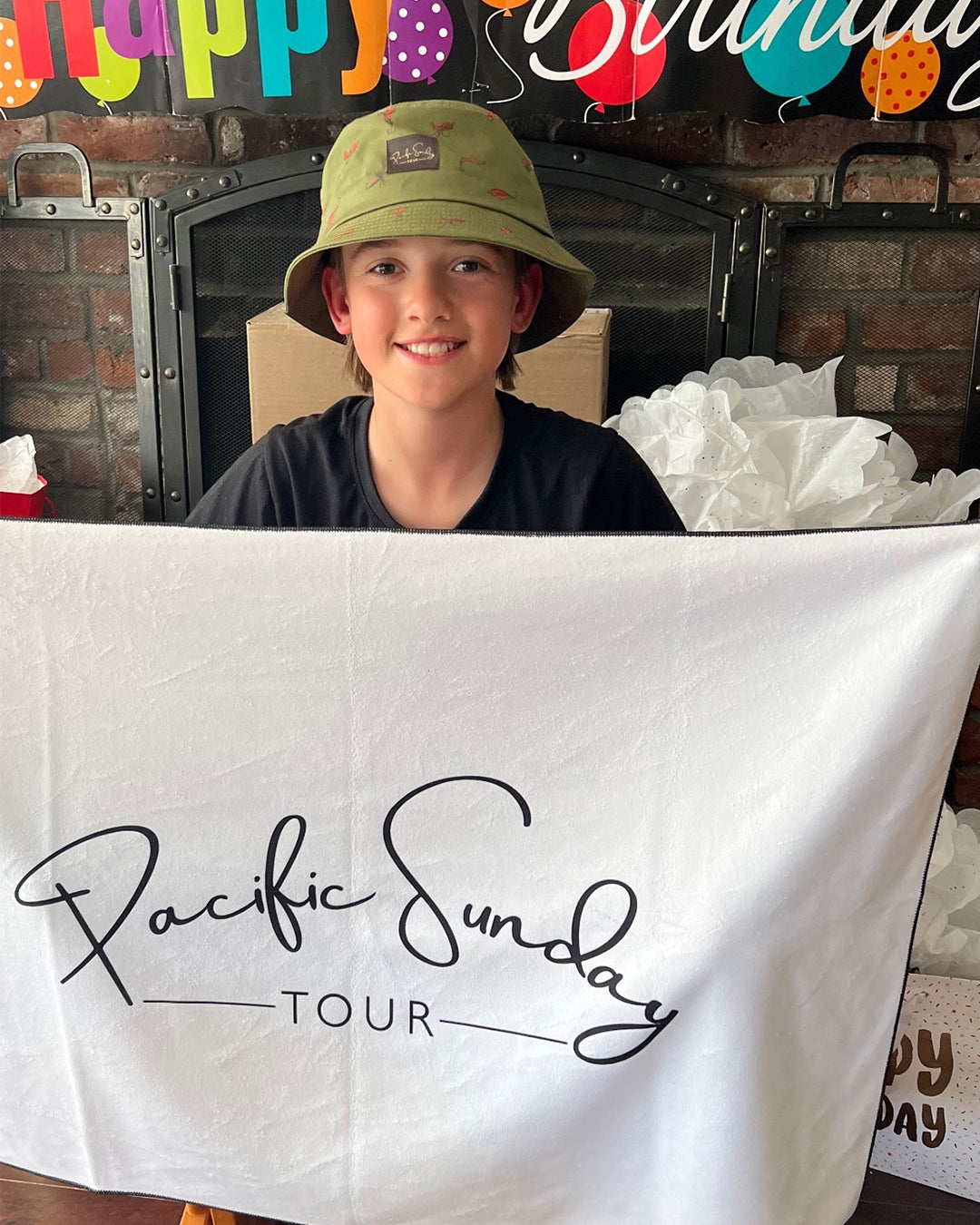 Pacific Sunday Tour Hooker Golf Bucket Hat