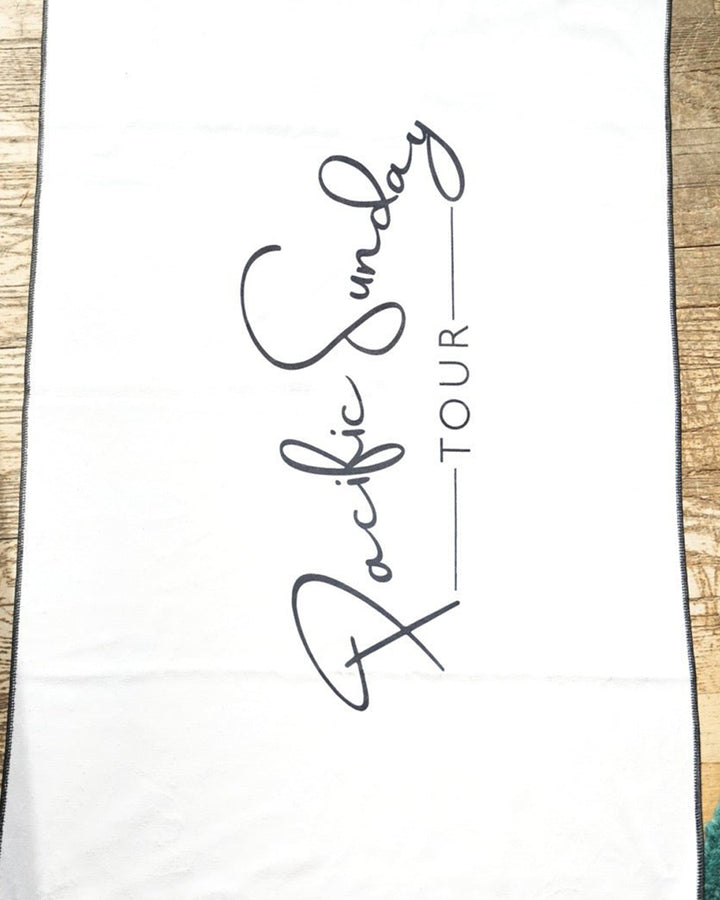 Pacific Sunday Tour Hooker Large Luxury Golf Towel