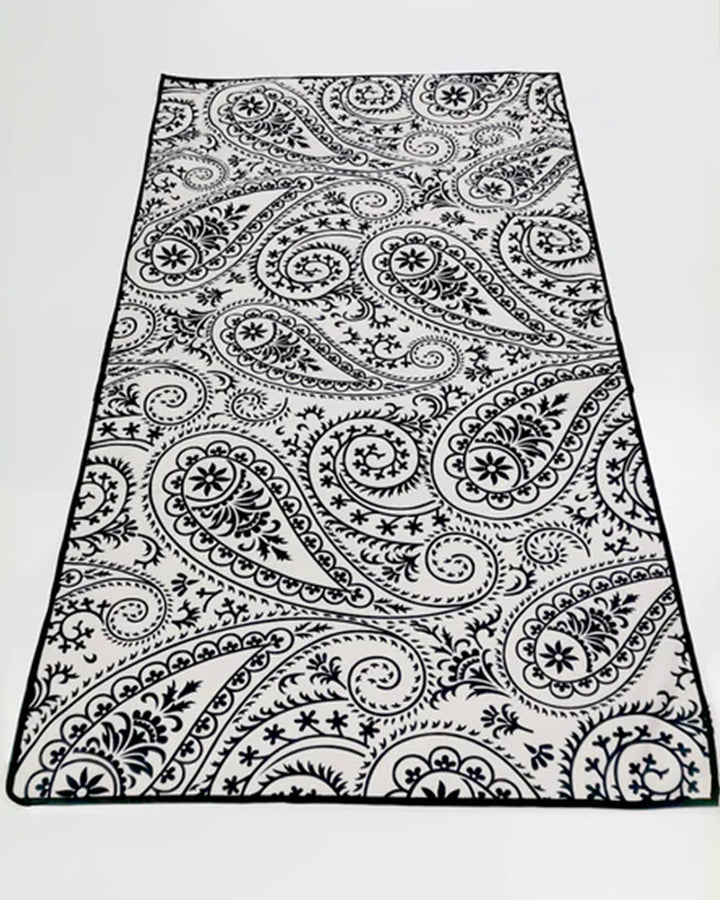 Pacific Sunday Tour Paisley Large Luxury Golf Towel
