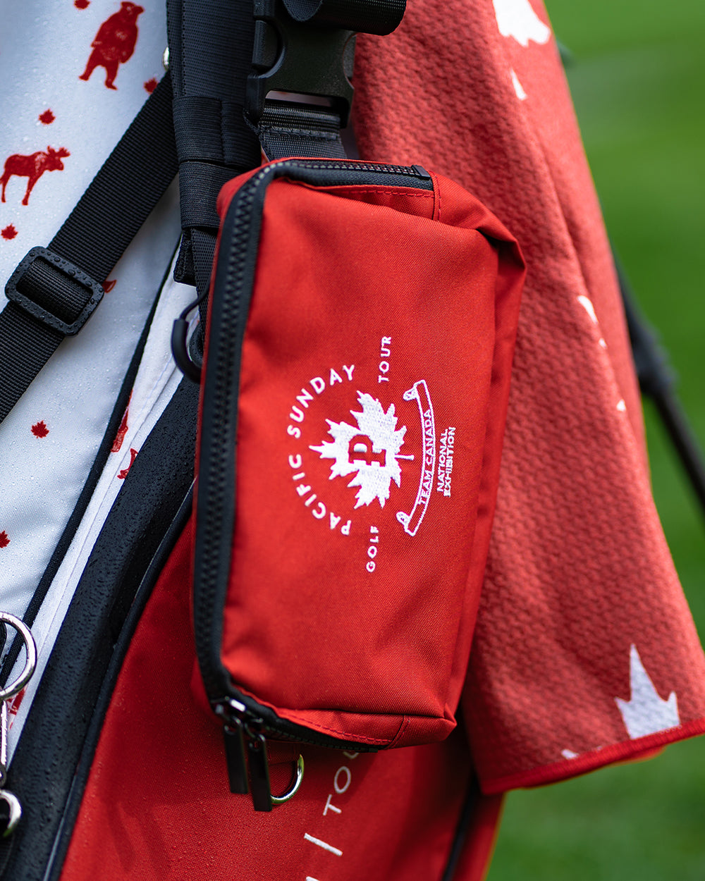 Pacific Sunday Tour Team Canada Golf Cross Body Bag