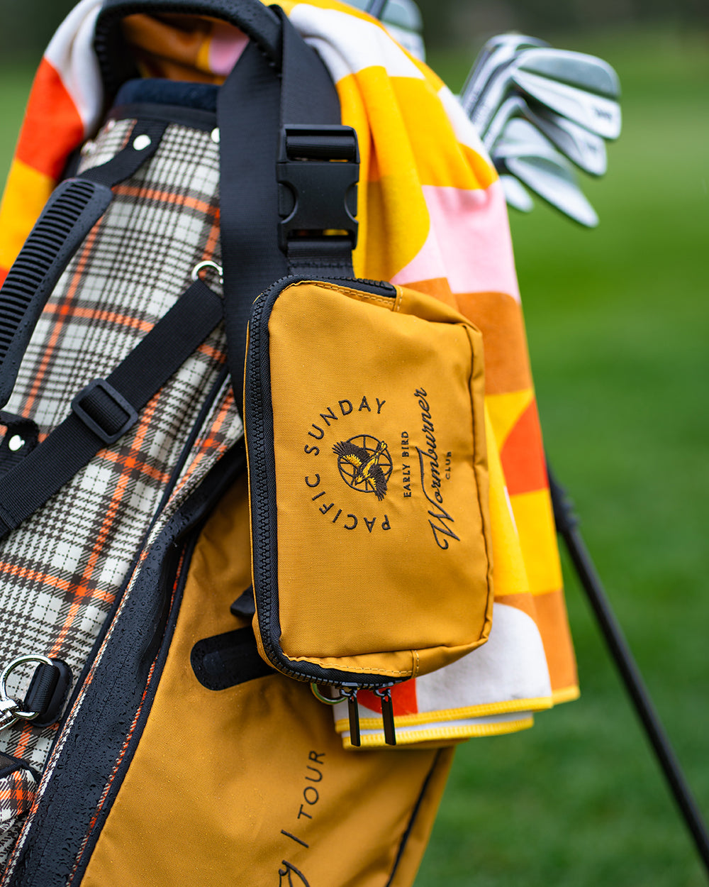 Pacific Sunday Wormburner Golf Bag. 100% waterproof and premium quality golf bag.