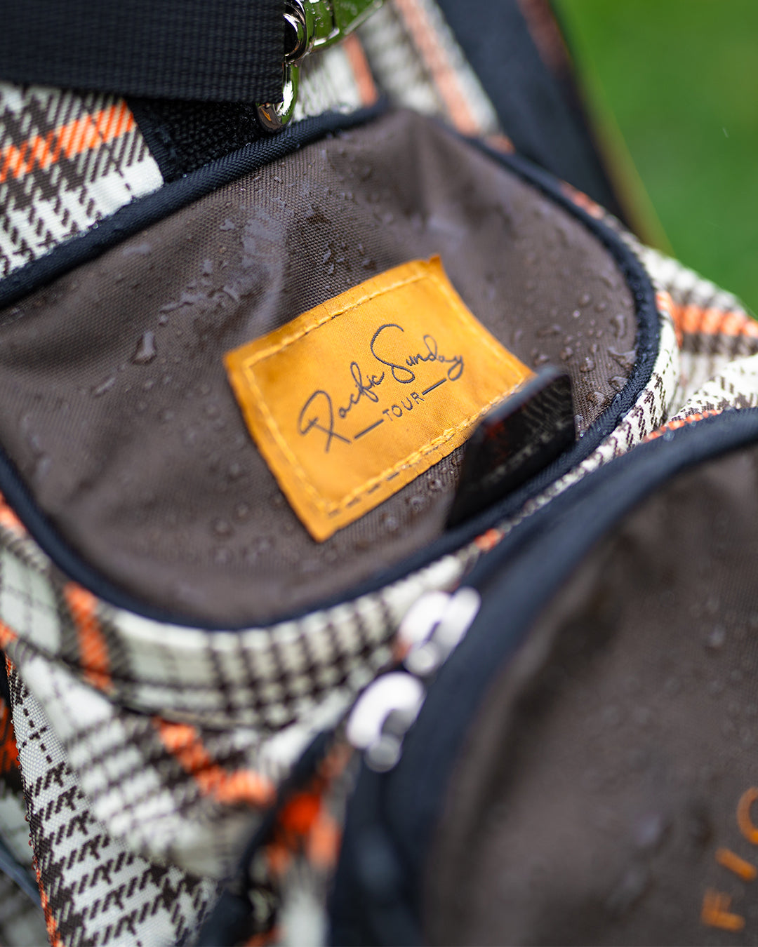 Pacific Sunday Wormburner Golf Bag. 100% waterproof and premium quality golf bag.