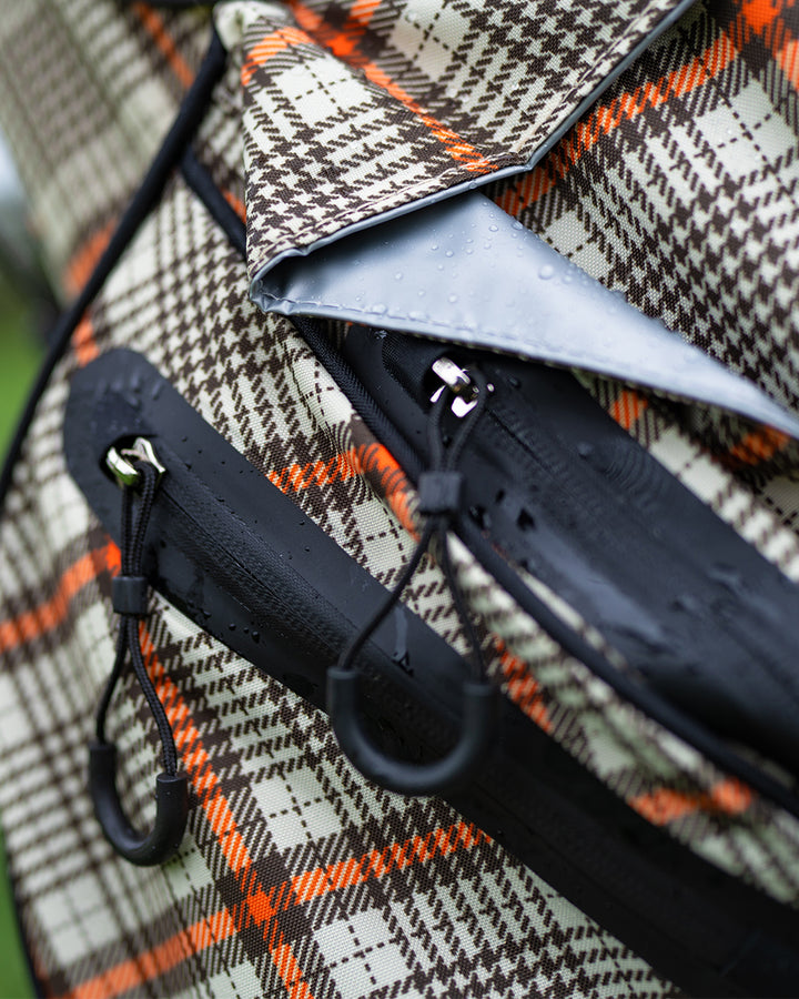 Pacific Sunday Wormburner Golf Bag. 100% waterproof and premium quality golf bag.